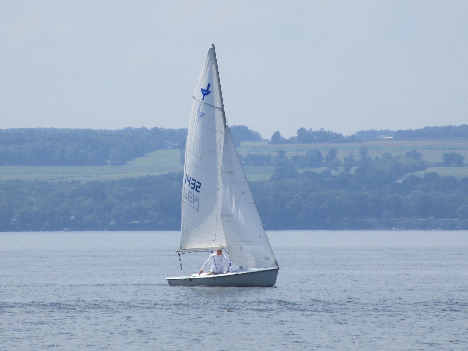 2002 Hunter JY15, 15ft daysailer, sailboat with trailer