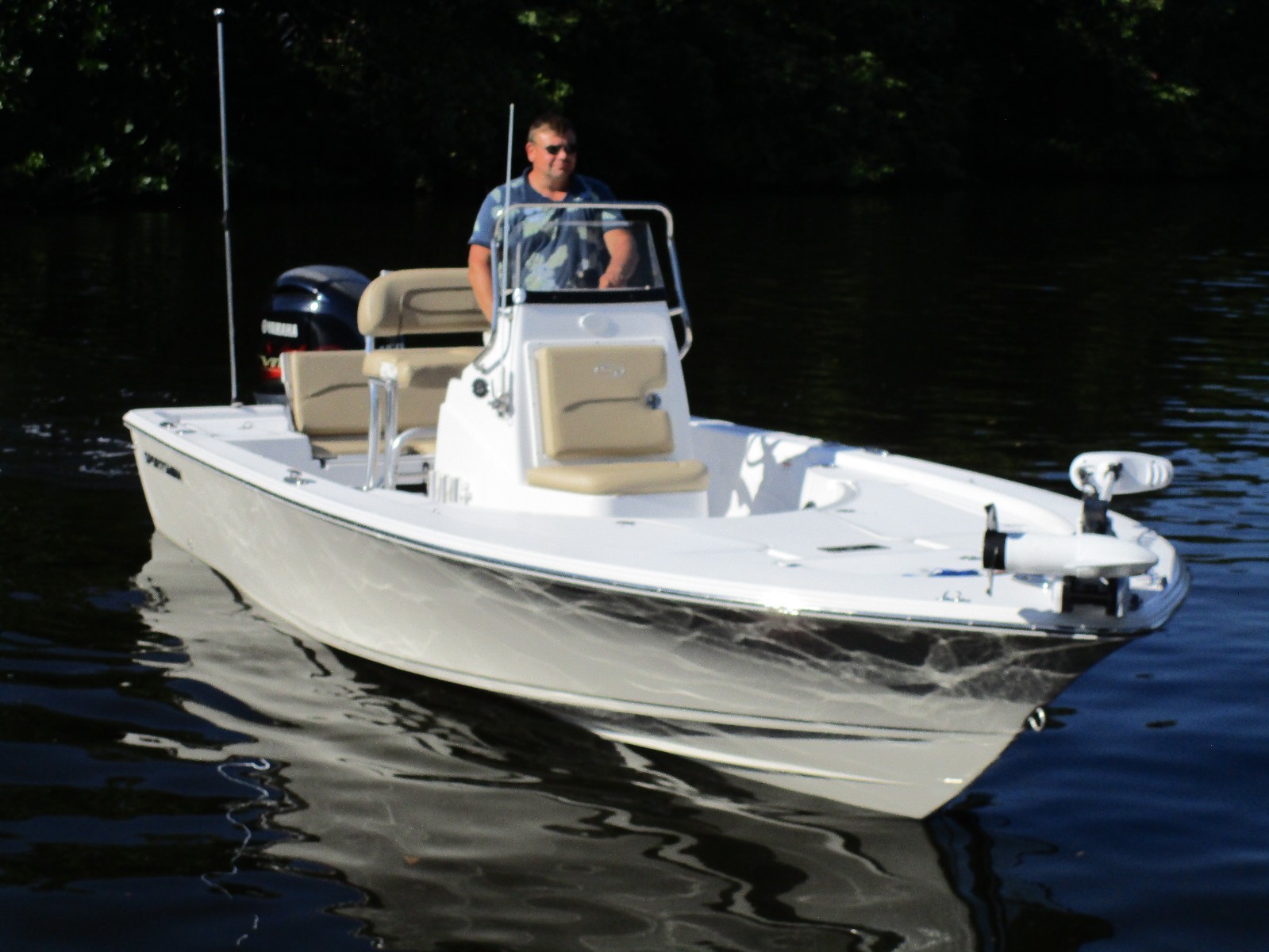 2017 Sportsman Masters 207 center console bay fishing boat Yamaha 150 HP 10 hrs