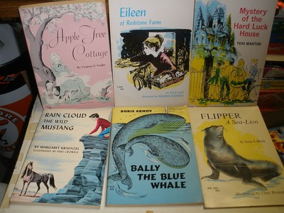 lot of 11 Young Readers Press vintage books