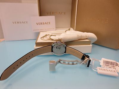 Pre-owned Versace Women's Va7010013 Thea Round Stainless Steel Silver Sunray Dial Watch