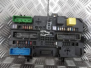 2004 VAUXHALL ASTRA 1.7 CDTI MK5 FUSE BOX - 13145017 ... vauxhall astra fuse box layout mk5 