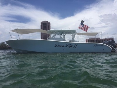 2016 42' Yellowfin Center Console