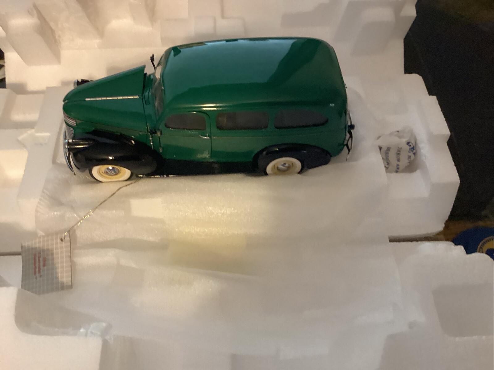 Yahoo!オークション Franklin Mint 1946 Chevrolet Suburban Panel T...