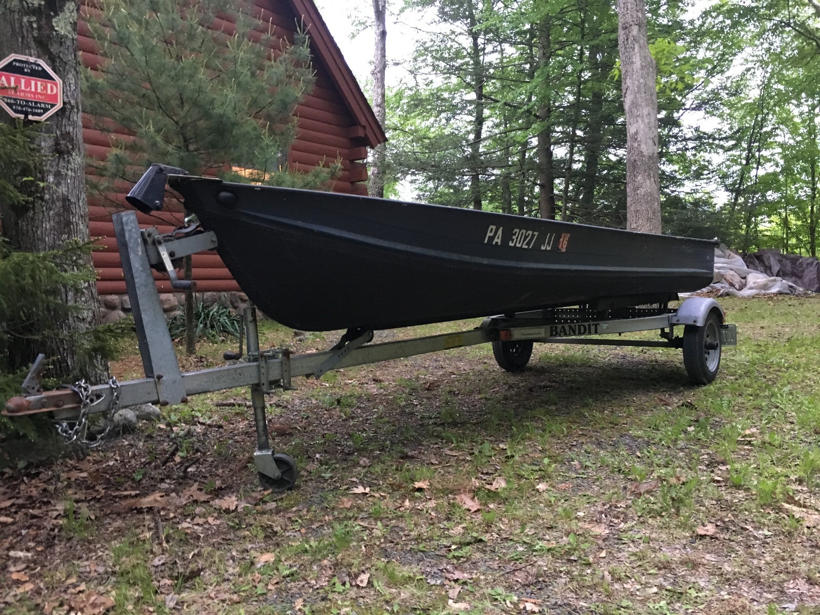 1973 14 foot Aluminum Smoker-Craft Boat Fishing with Trailer and Cover