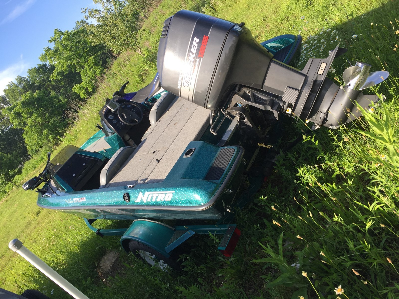 Tracker marine NITRO bass dual console fishing boat 170DC project NO RESERVE