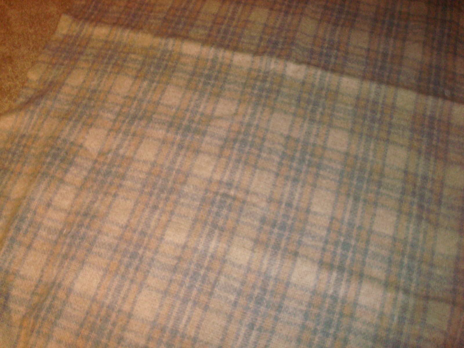 Edinburgh Tarten Shop Wool Throw  1