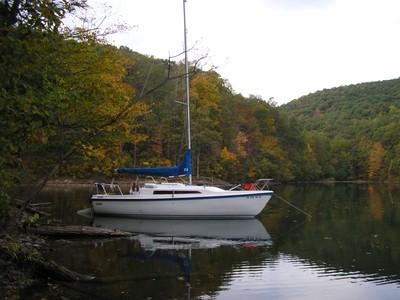 MacGregor 25' Sailboat