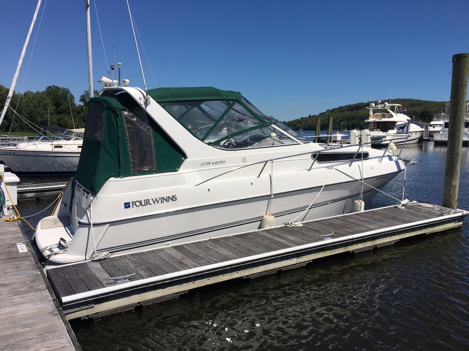 1995 Four Winns Vista 278