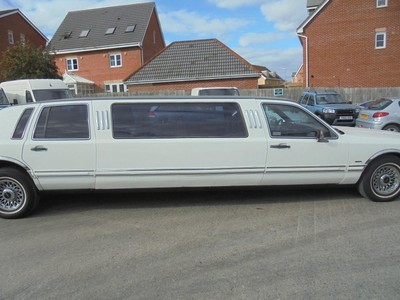 Lincoln TOWNCAR 4.6 STRETCH LIMO - 1992 REG - 10 MONTHS MOT