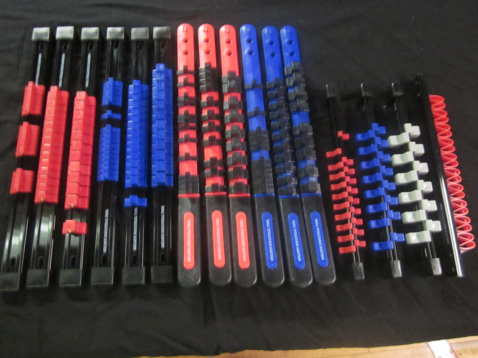 YOU PICK 57 CHOICES 1/4" 3/8" 1/2" SAE / MM SOCKET RACKS RAILS ORGANIZER HOLDER YOU PICK 57 CHOICES 1/4" 3/8" 1/2" SAE / MM SOCKET RACKS RAILS ORGANIZER HOLDER