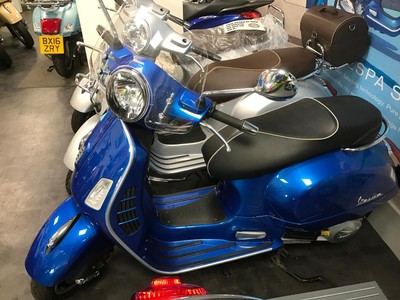 Piaggio Vespa GTS