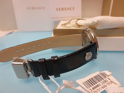 Pre-owned Versace Women's Va7010013 Thea Round Stainless Steel Silver Sunray Dial Watch