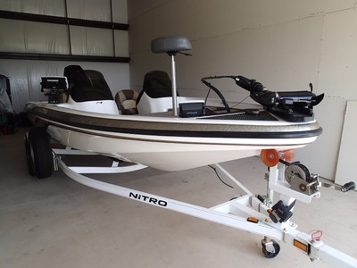 Mint Condition 2005 Nitro NX750 DC