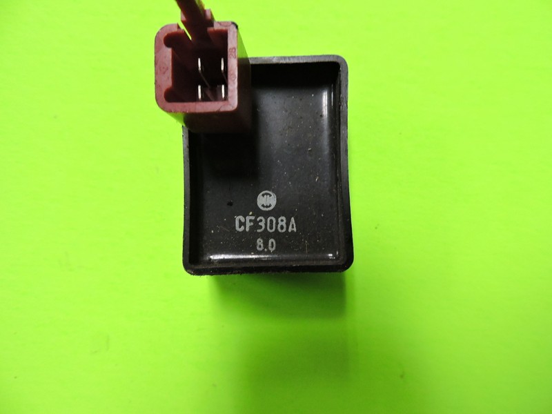 96 03 kawasaki ninja zx7r relay assembly fuse box fuel pump relay $_3 96 03 kawasaki ninja zx7r relay assembly fuse box fuel pump relay,Zx7r Fuse Box Location