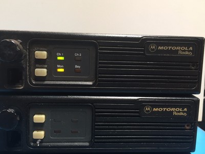 Lot Of 2 Motorola Radius M100 UHF D34LRA73A5CK,D44LRA735CK,Power On. Buy it now for 90.0