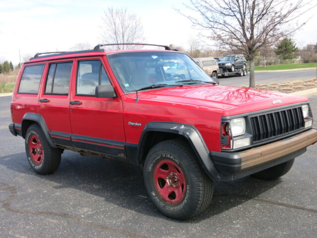 Image 1 of Jeep: Cherokee 4dr Sport…