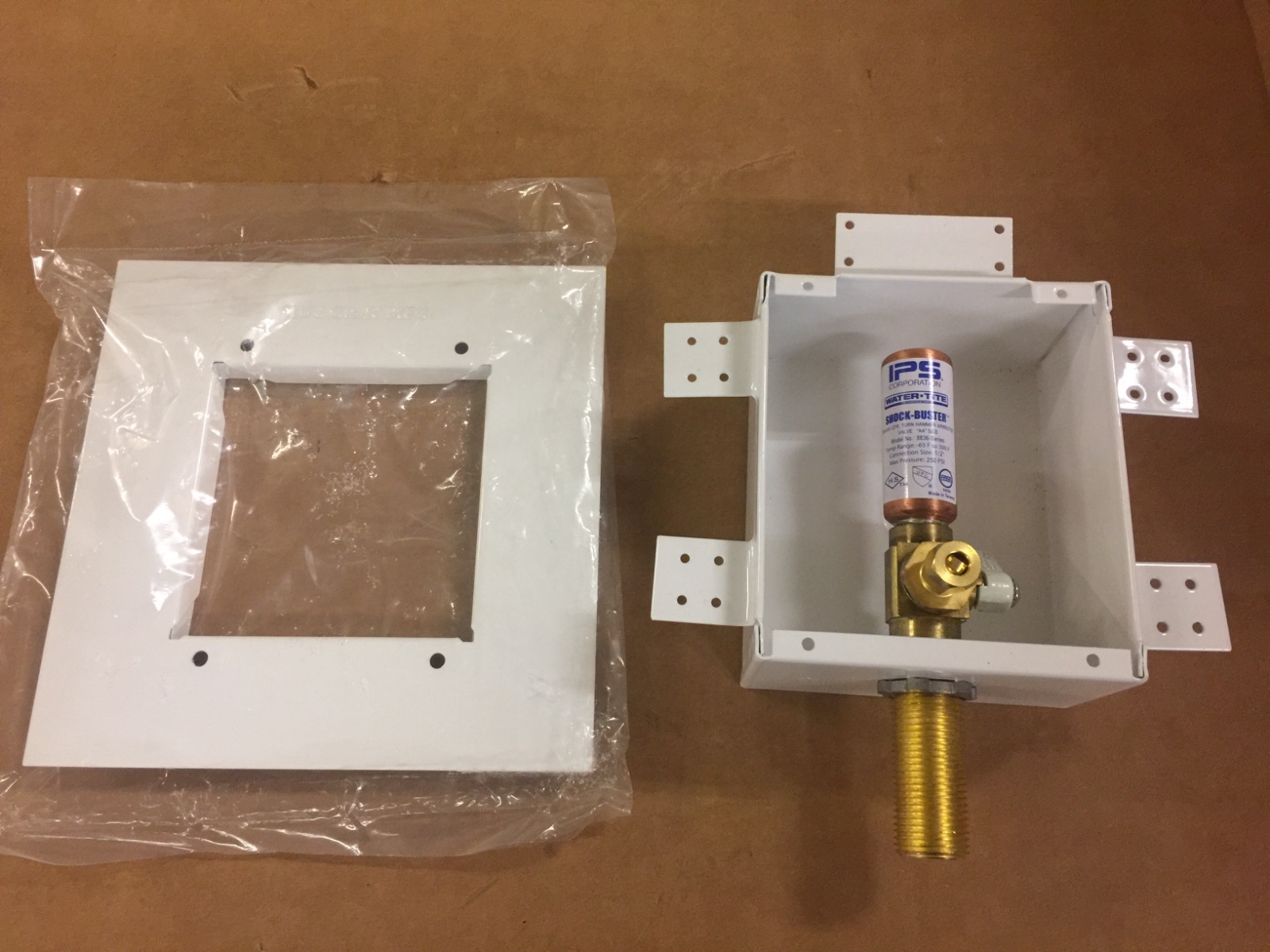 White Powder Coated Ice Maker Outlet Box, 1/4 Turn Valve W/ 1/2”
