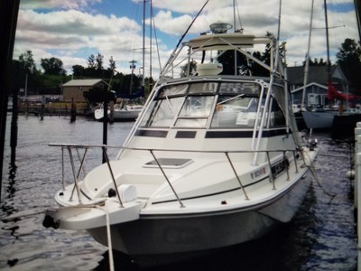 27' Boston Whaler Full Cabin 1987