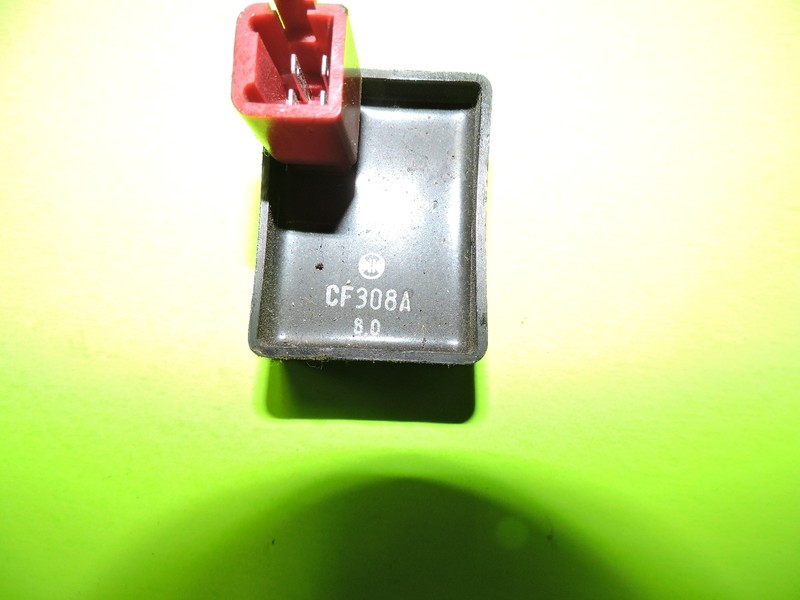 96 03 kawasaki ninja zx7r relay assembly fuse box fuel pump relay $_3 96 03 kawasaki ninja zx7r relay assembly fuse box fuel pump relay,Zx7r Fuse Box Location