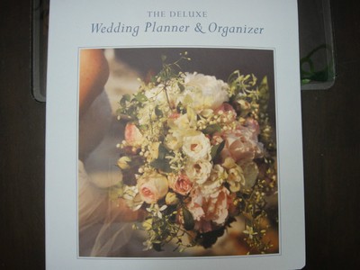 The Deluxe Wedding Planner and Organizer Keepsake ...