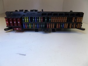Genuine Range Rover Sport 2003-2009 Under Dash Relay Fuse ... fuse box in range rover sport 