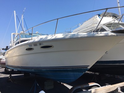 SEA RAY 30 INBOARD
