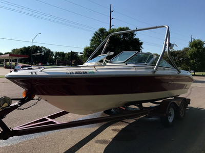 1995 Sea Ray 200 Signature Wakeboard Tower