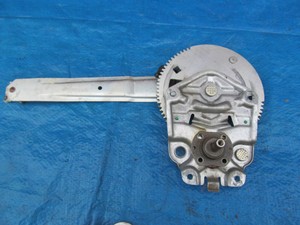 Bmw 316i window regulator