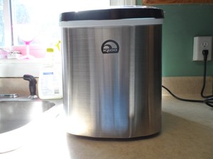 Igloo-ICE105-Compact-Portable-Countertop-Ice-Maker-Stainless-Steel ...