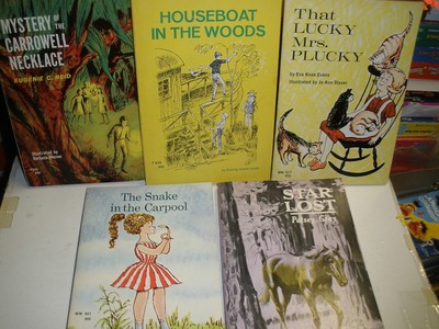 lot of 11 Young Readers Press vintage books