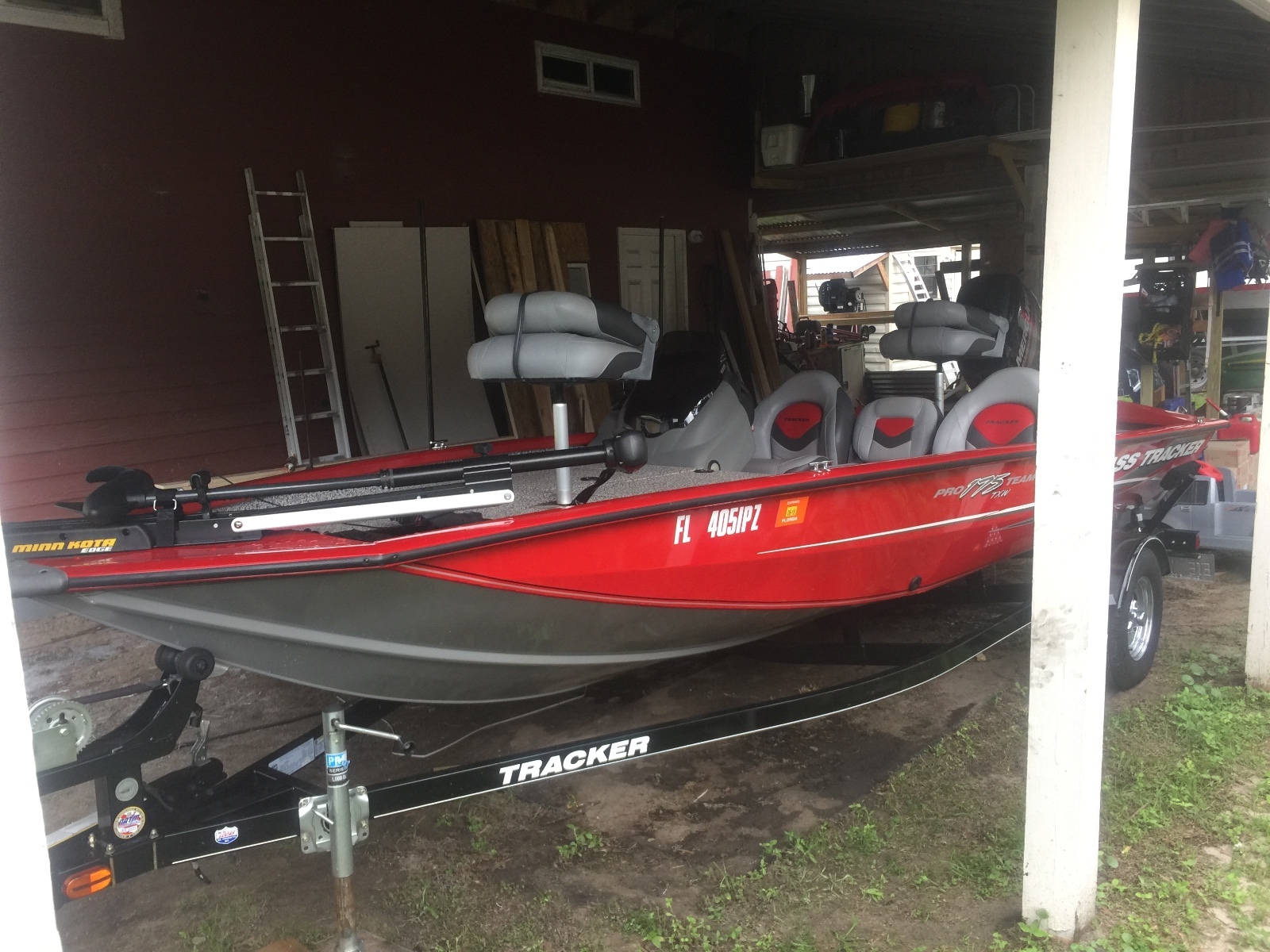 2015 Tracker Pro Team 175 TXW Less than 50 hours *still under all warranties*