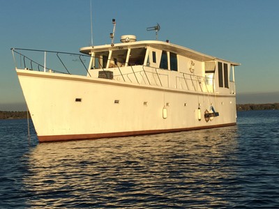 Motoryacht/House Boat 62' Steel Hull 1994 Diesel