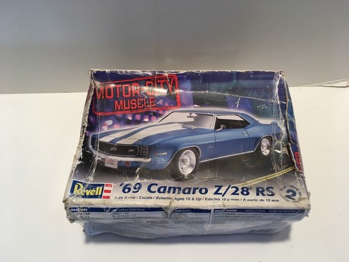 REVELL 69 CAMARO Z/28 RS ....<br>