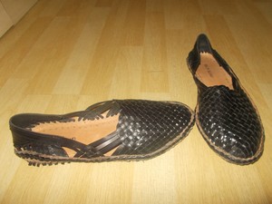 Mens-RIVER-ISLAND-Black-Platted-Leather-Slip-On-Sandals-Size-UK-10-EU ...