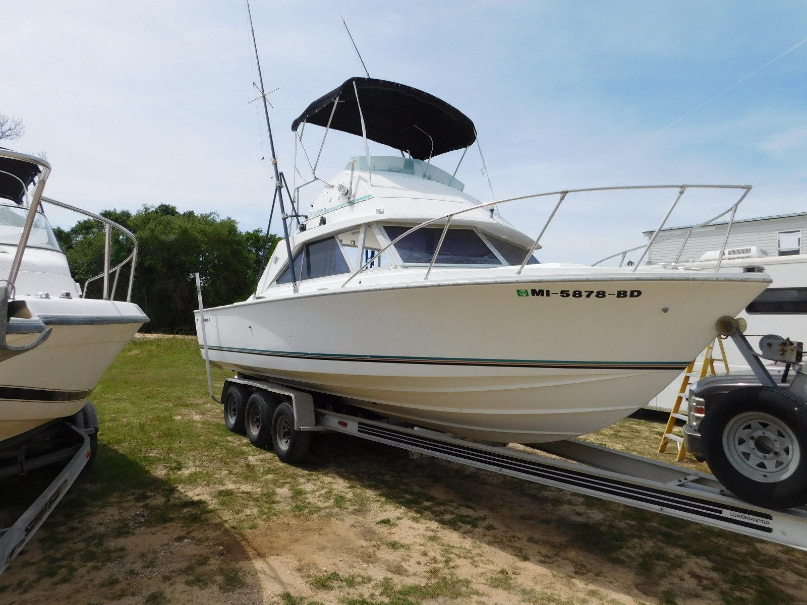1977 26' Bertram w/ Twin Diesel 530D-TA MerCruisers