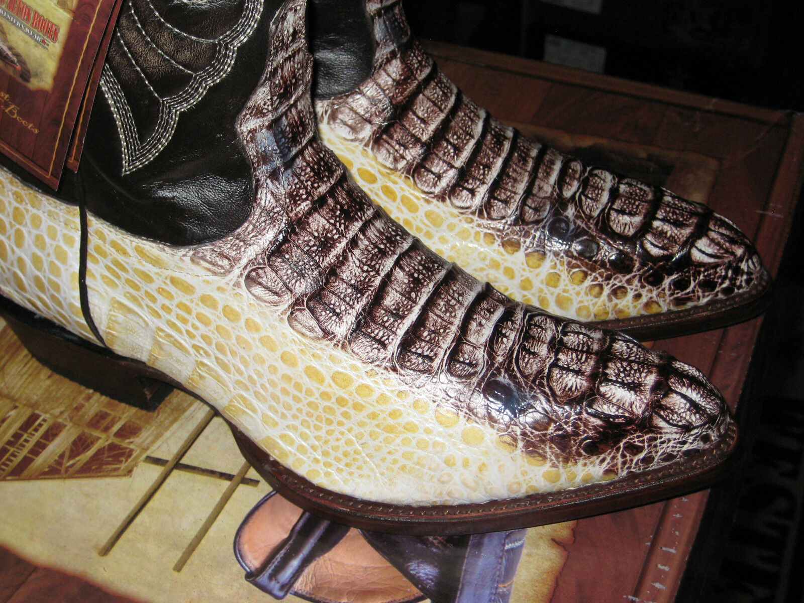 LOS ALTOS BOOTS Pre-owned Los Altos Women Natural Genuine Crocodile Western Cowboy Boot (m) L092491 In Beige