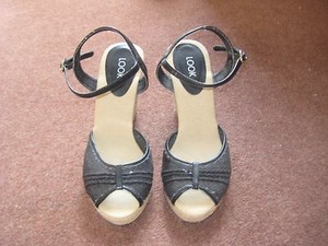 Details about Womens Black High Wedge Sandals Size 7 Littlewoods