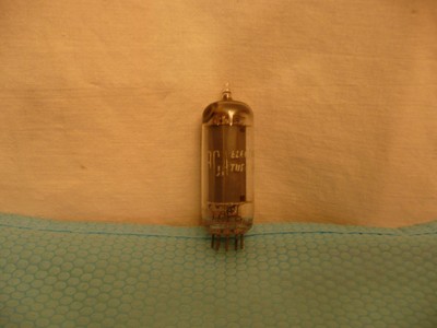 RCA 5763 TUBE VINTAGE OEM ORIGINAL RCA BOX Tests GOOD