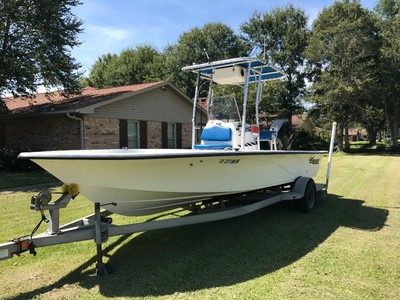 2009 MAKO 211