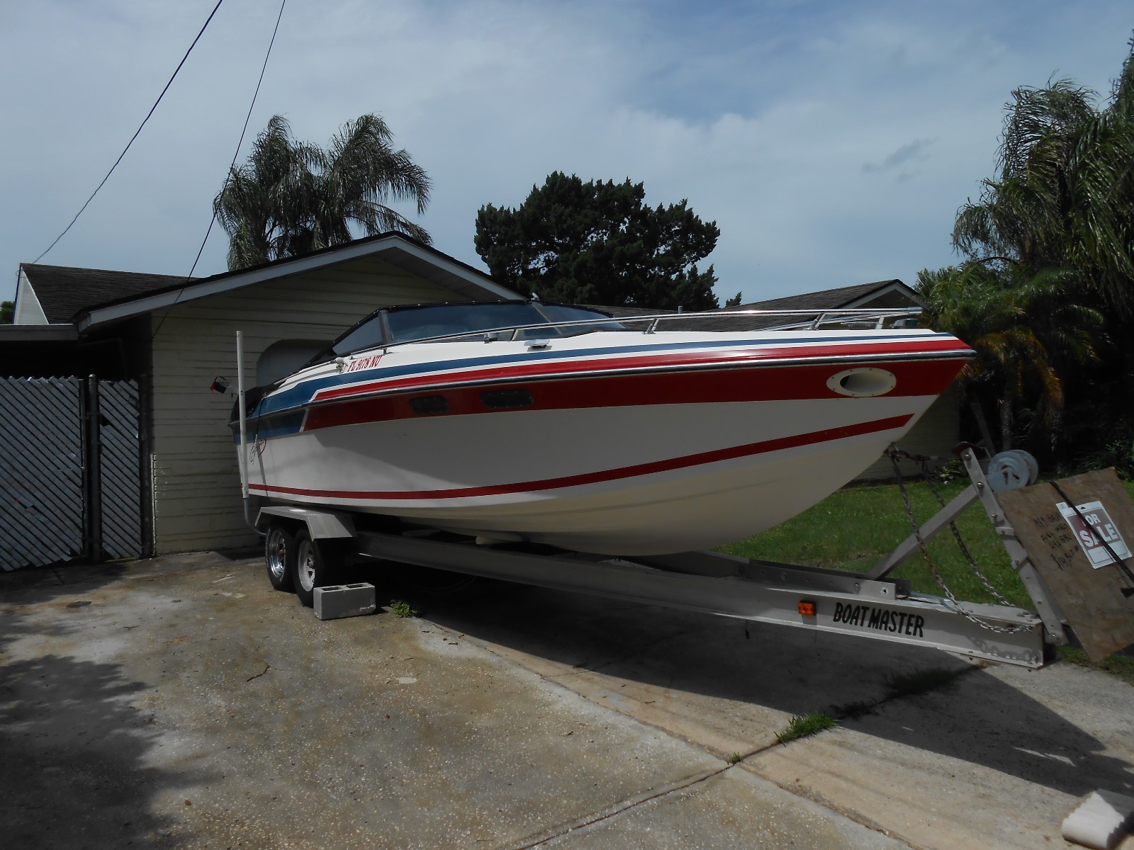Baja power boat checkmate scrabb foutain cuddy cabin