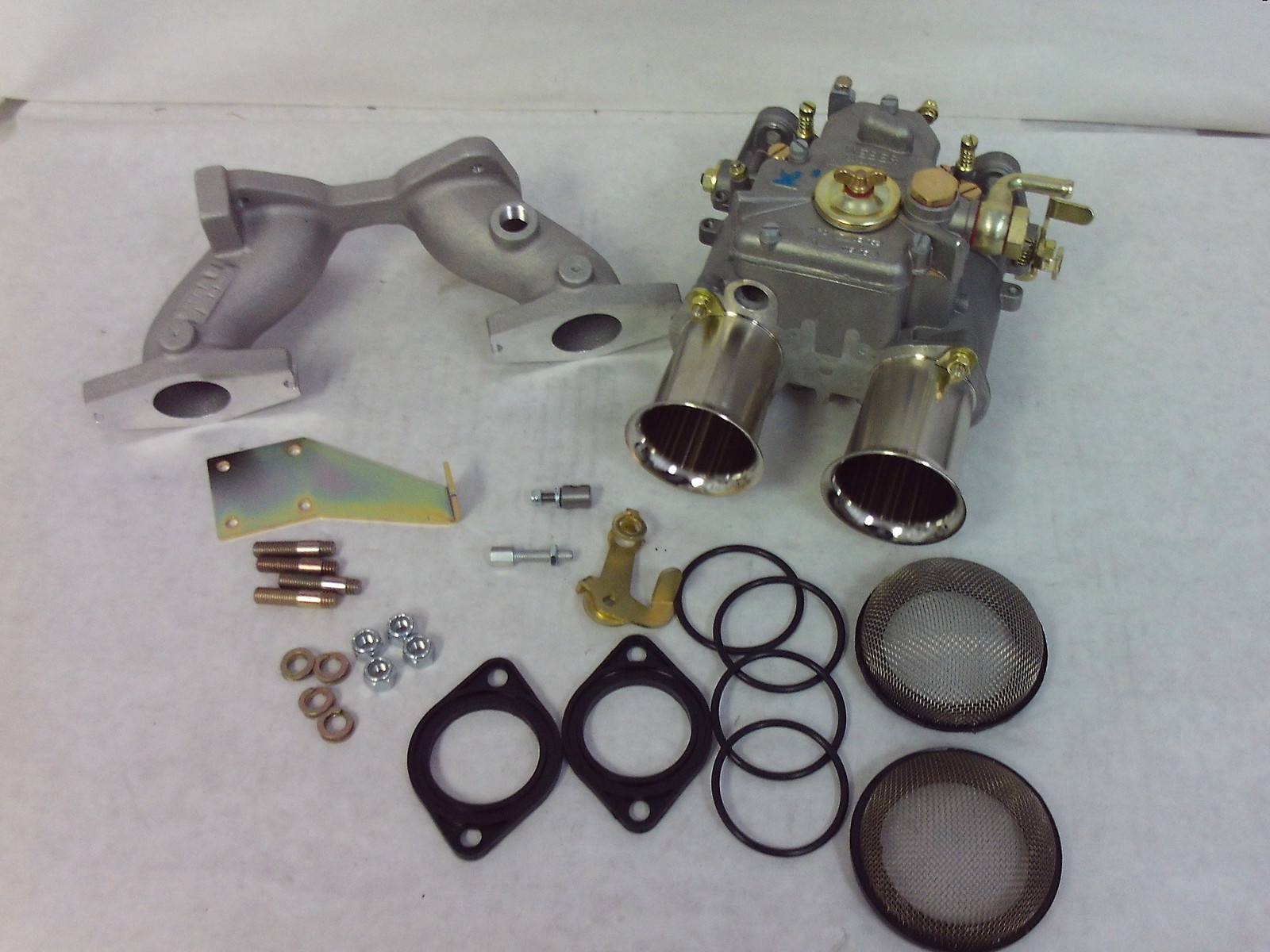 MGB WEBER CARBURETOR CONVERSION GENUINE WEBER 45 DCOE CARBURETOR