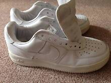 can air force ones go in the washing machine