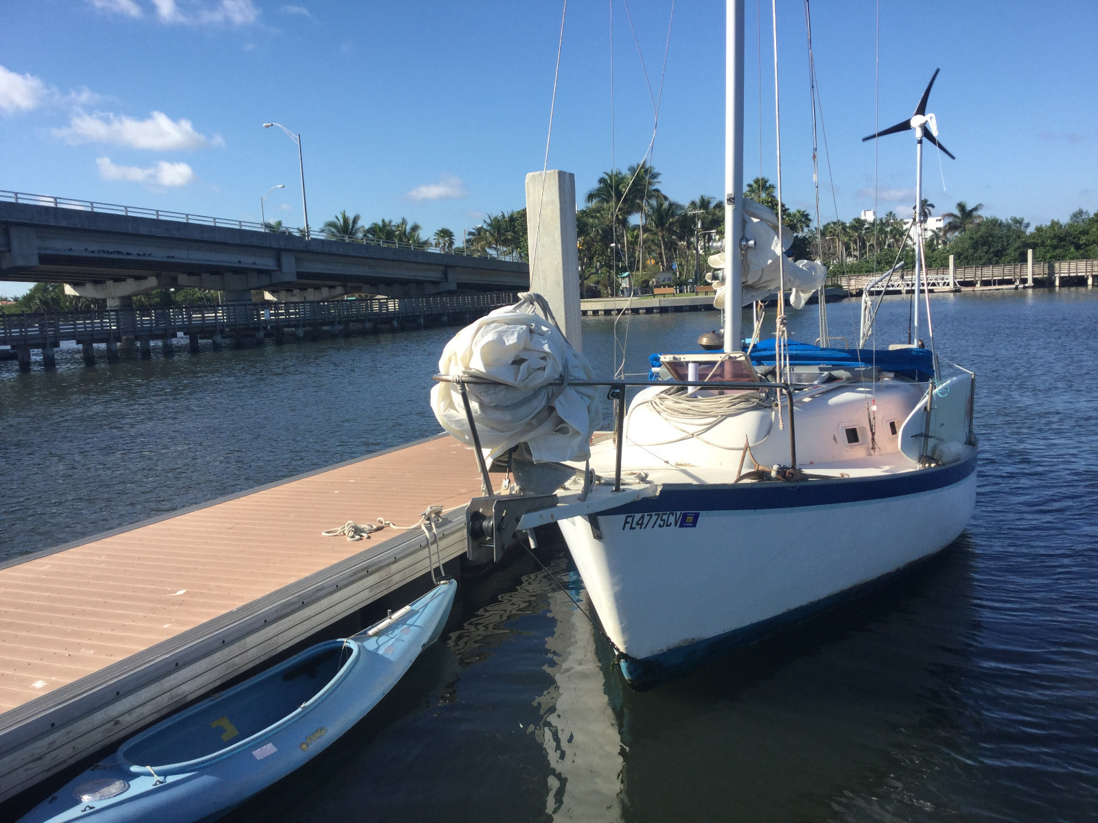 1975 Irwin 10/4 Sailboat Off Grid Liveaboard Homestead Seastead Self Reliant