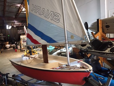 Snark Sunchaser I sailboat