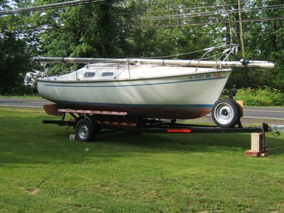 Sail Boat, Chryler C-22' Swing Keel