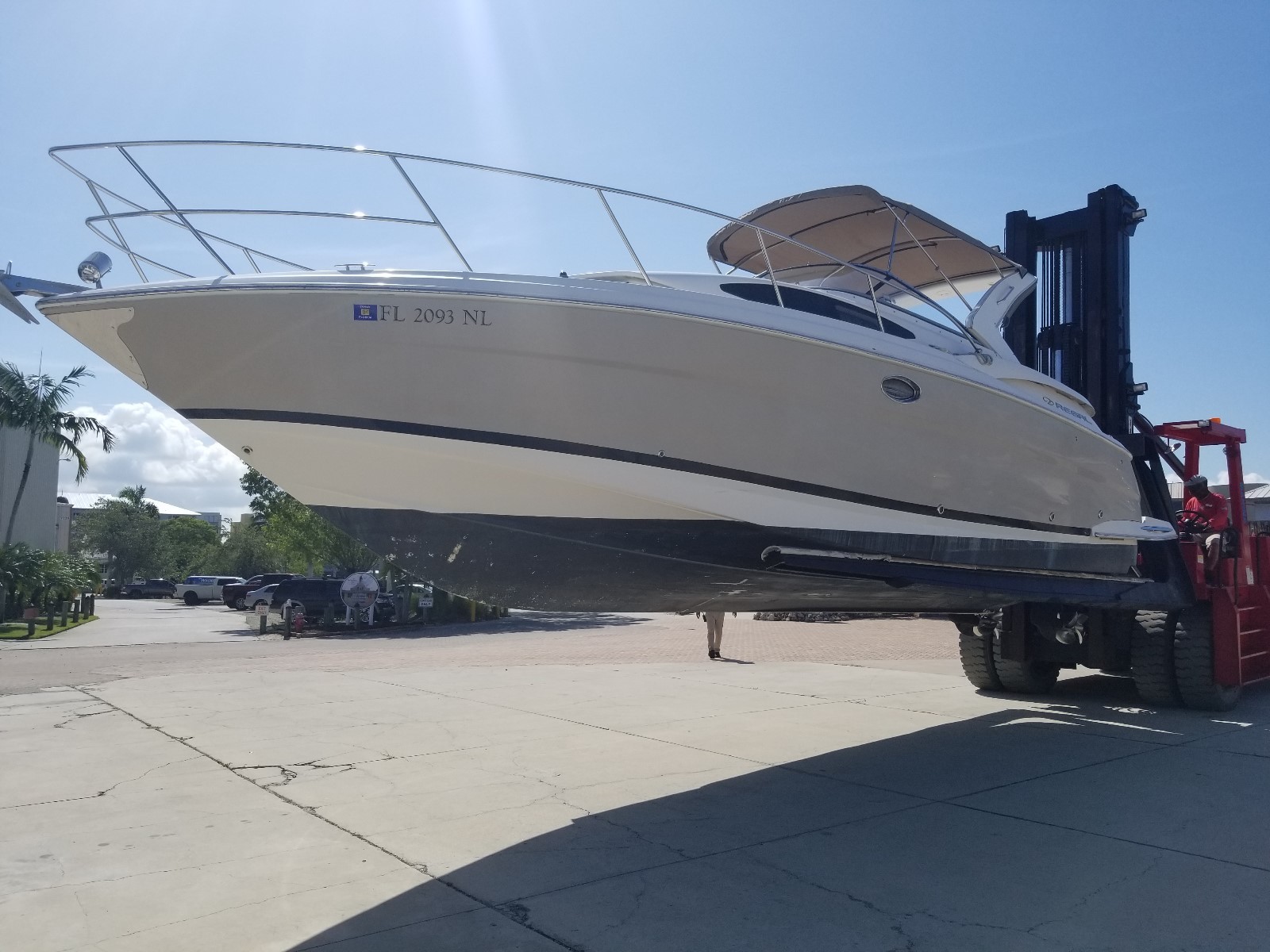 2006 REGAL 3360 WINDOW EXPRESS ,GOOD CONDITION, LOW HOURS, GENERATOR,