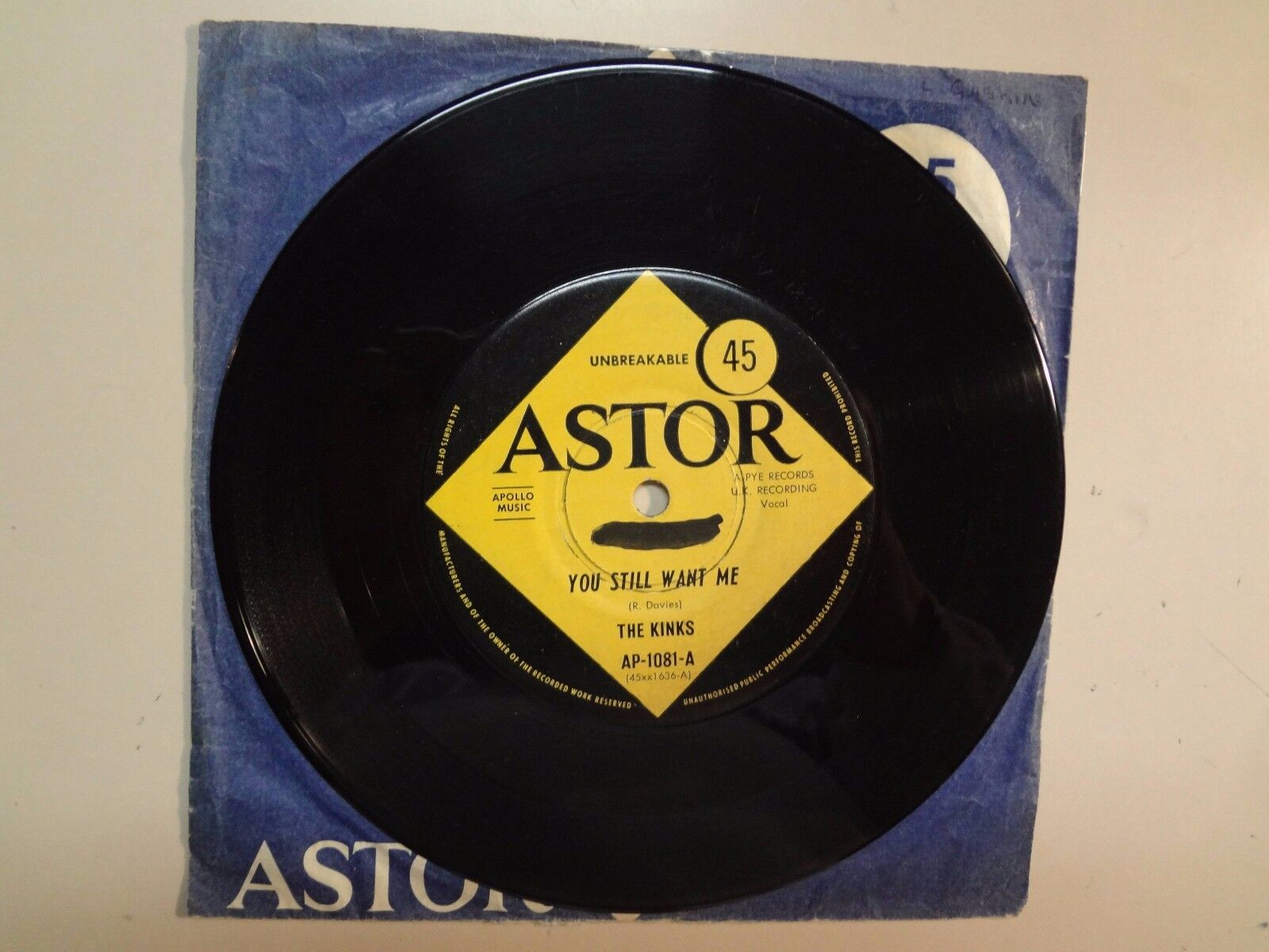 KINKS: You Still Want Me-You Do Something To Me-Australia 7quot; 1964 Astor AP- 1081