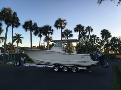 2015 Scout 30LXF Center Console 300HP Yamahas Warranty 139 Hrs Sexy Loaded Wow