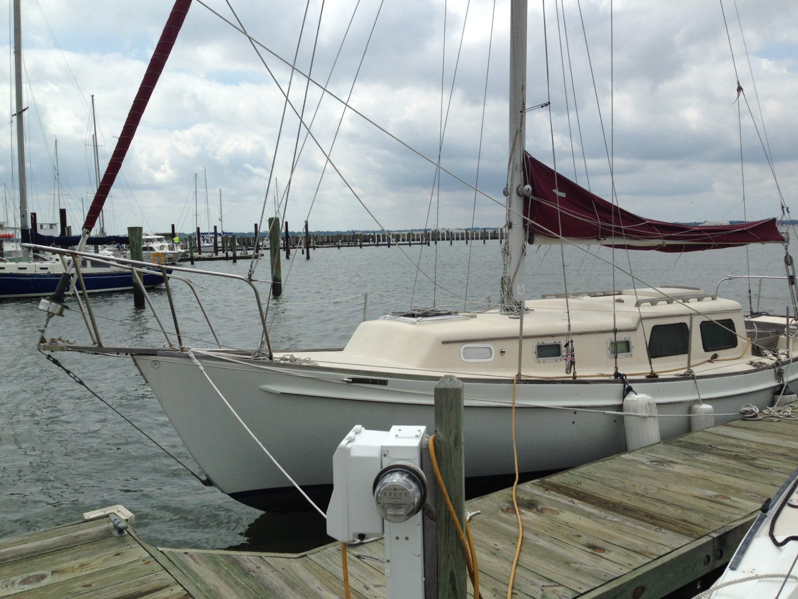 Eastward Ho 31 sloop Classic lines and great sailer!!
