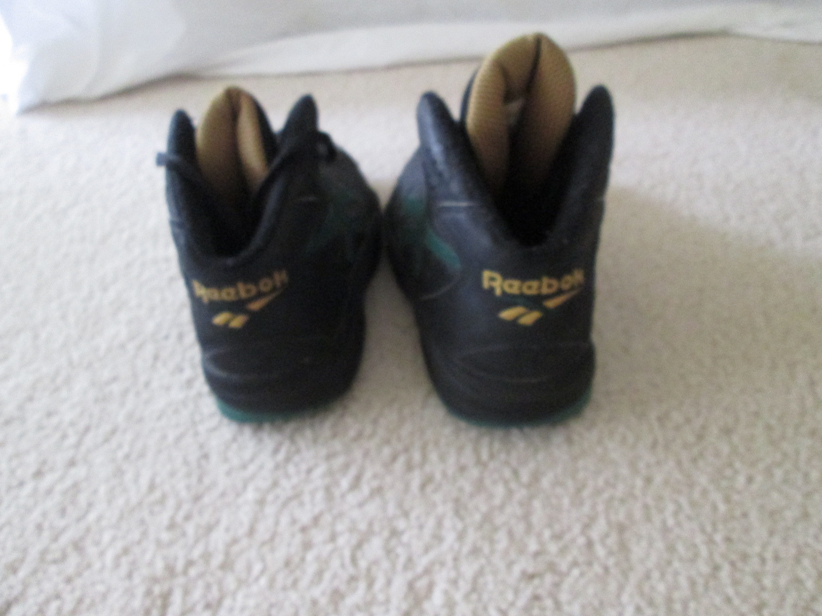 Vintage 90s Reebok Above the Rim Shoes Size 9 Black Green Sneakers Basketball